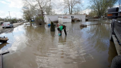 Καναδάς: Παραμένουν εγκλωβισμένοι από τις πλημμύρες 18.000 άνθρωποι