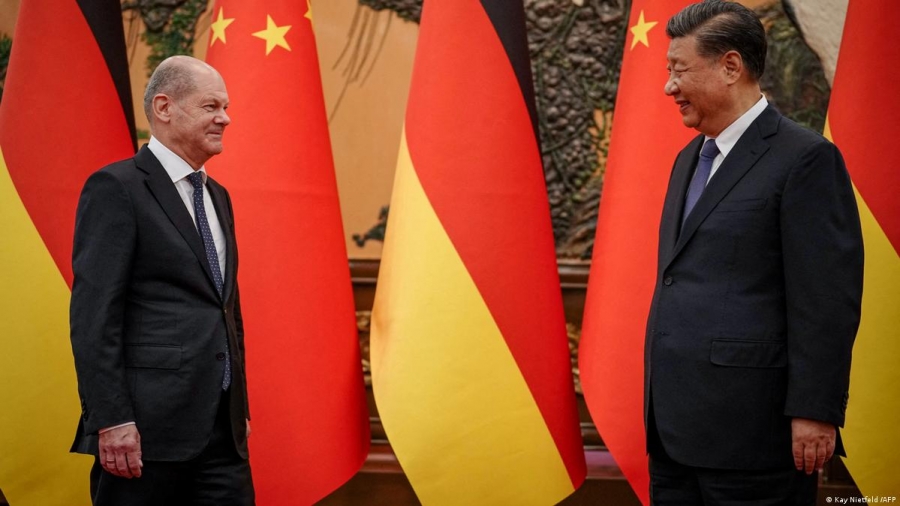 Άνοιγμα Jinping (Κίνα) σε Γερμανία παρά το «φρένο» ΗΠΑ: Να συνεργαζόμαστε σε καιρούς αλλαγής