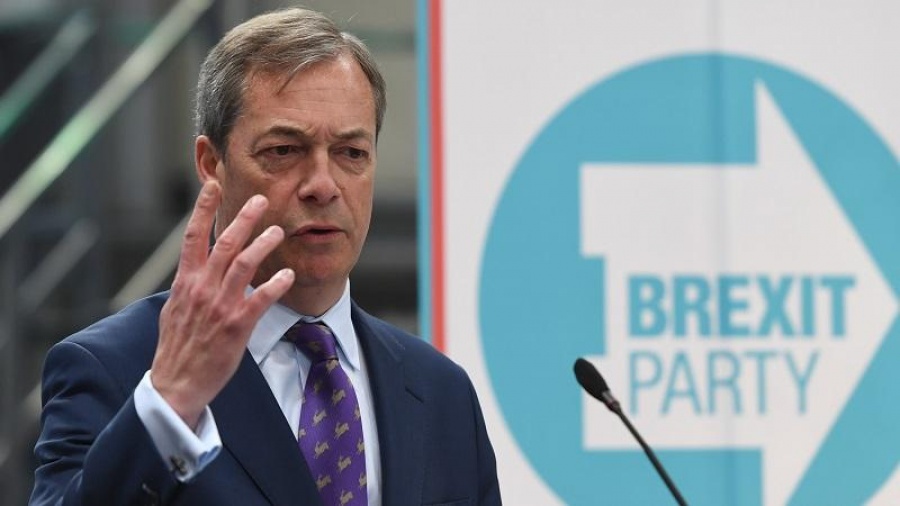 Farage: Το Brexit θα αναβληθεί και πάλι - Δεν θα περάσει τυχόν συμφωνία του Johnson με την ΕΕ