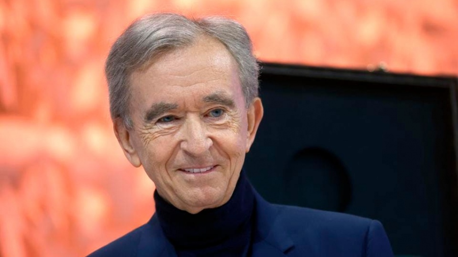 Ο Arnault (LVMH) προειδοποιεί: Ο πόλεμος στο Ιράν προκαλεί παγκόσμια καταστροφή