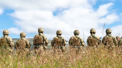 Αδιανόητο κι όμως... Ουκρανικό - Ταξιαρχία από ναρκομανείς και αλκοολικούς σχηματίζει το Κίεβο