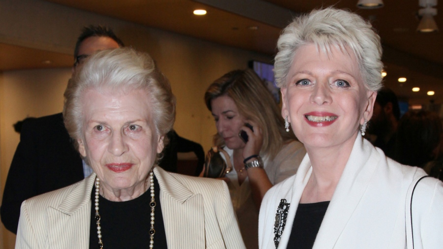 Πέθανε η Σύλβα Ακρίτα, μητέρα της Έλενας και ιδρυτικό μέλος του ΠΑΣΟΚ