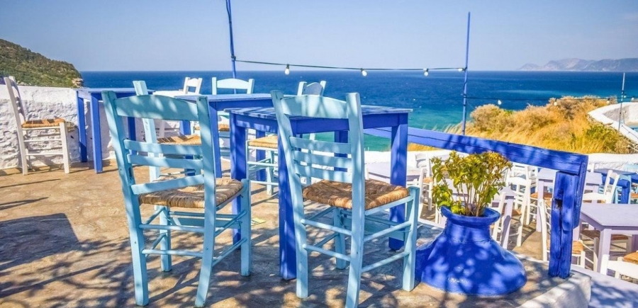 Χωρίς προσωπικό ξενοδοχεία και εστίαση - Κενές 50.000 θέσεις εργασίας