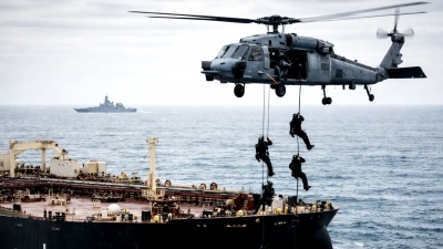 Σοκαριστική πειρατεία στη Μεσόγειο: Οι Γάλλοι έκαναν ρεσάλτο και κατέσχεσαν ρωσικό τάνκερ - Έρχονται αντίποινα από τη Μόσχα