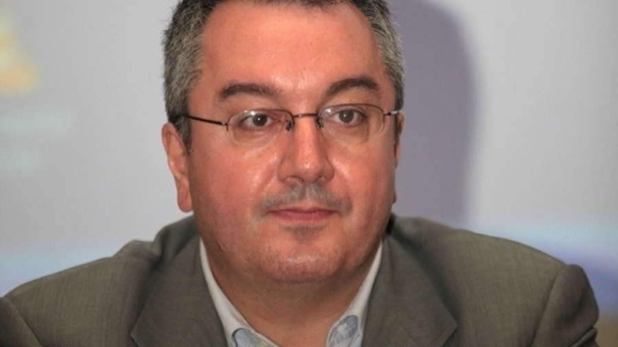 Μόσιαλος (καθηγητής LSE): Συνέχιση των εμβολιασμών με τις δόσεις της AstraZeneca «δείχνει» η ανακοίνωση του ΕΜΑ