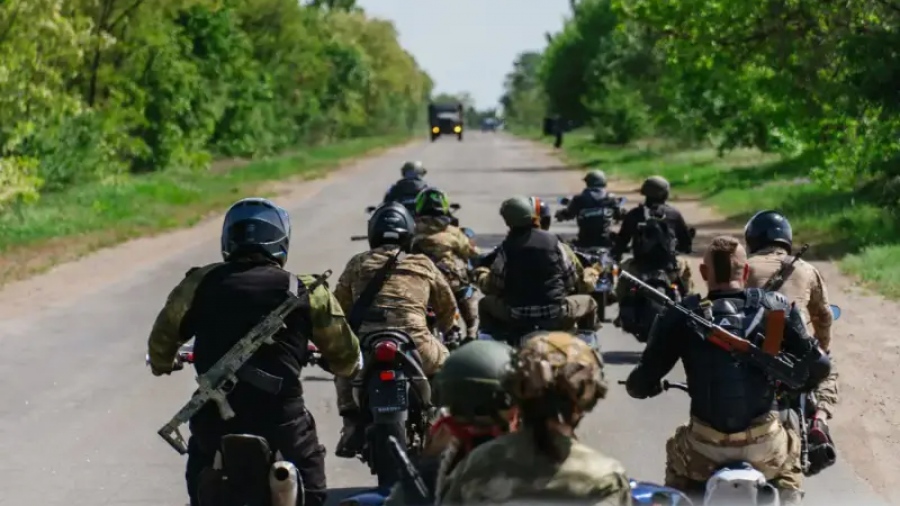 Τίποτα δεν μπορεί να σταματήσει τις 13 νέες ρωσικές μεραρχίες...