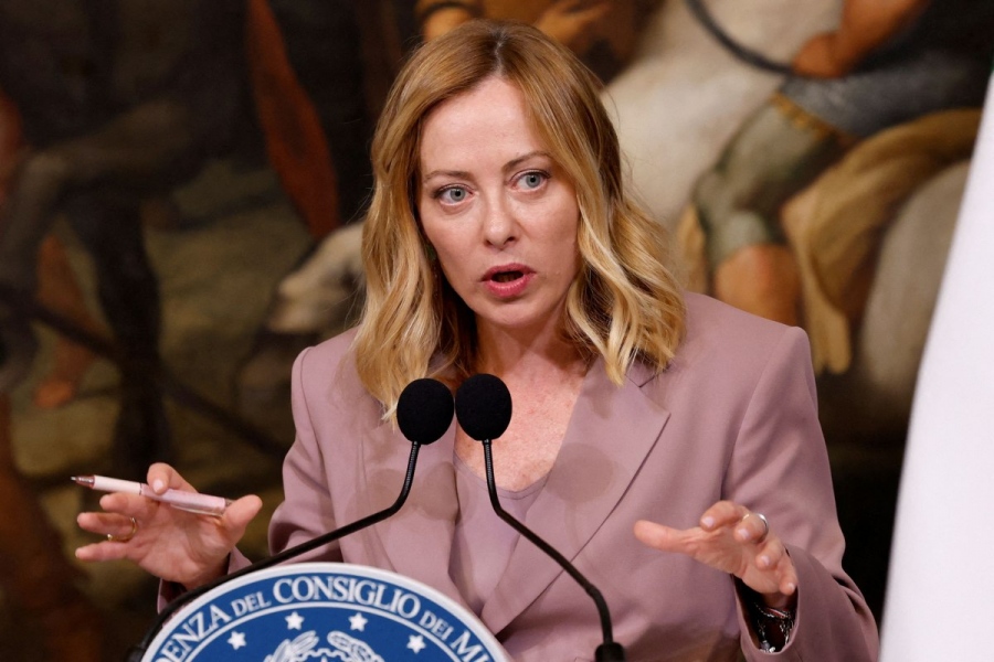 Meloni... mania - Η Γαλλία παρακολουθεί το δεξιό πείραμα της Ιταλίας