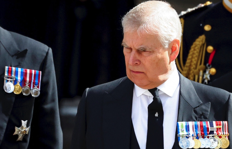 Σκάνδαλο στο Παλάτι: Ο πρίγκιπας Andrew δεν έχει πληρώσει ενοίκιο για δύο δεκαετίες - Ο Κάρολος δεν μπορεί να τον διώξει