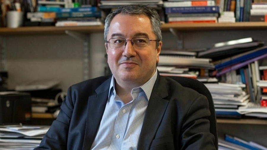 Μόσιαλος - Καλά νέα: Μετά από την 3η δόση η αποτελεσματικότητα του εμβολίου κατά της νοσηλείας είναι πολύ υψηλή