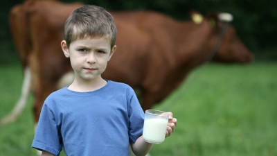 Διατροφή: Η σημασία του γάλακτος για παιδιά και εφήβους