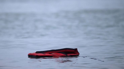 Ναυάγιο με μετανάστες στη Μάγχη - Στους 43 οι διασωθέντες, τρεις οι νεκροί