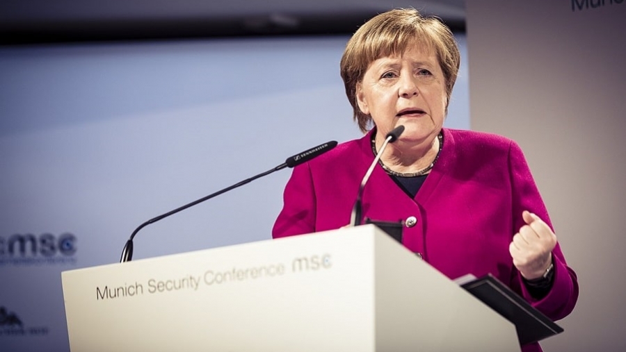 Merkel: Έχουμε καθήκον να εμβολιαστούμε για την προστασία όλων