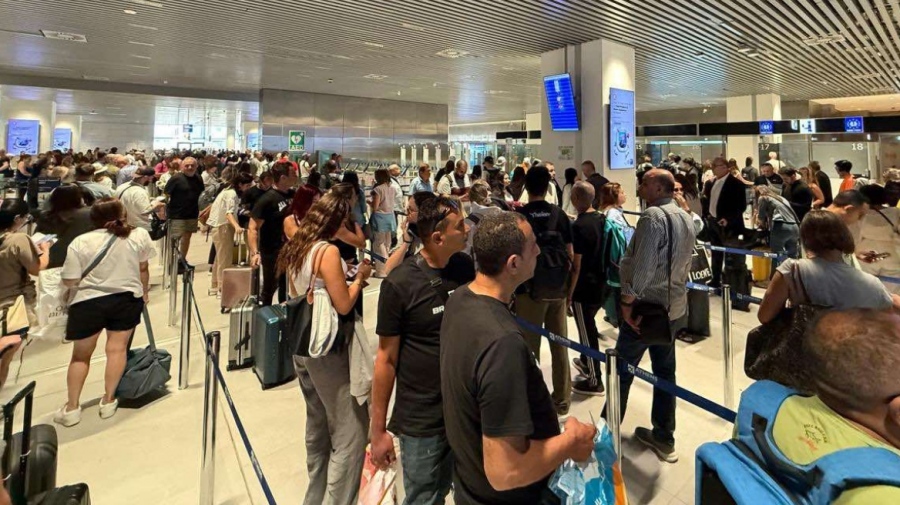 Καθυστερήσεις στο «Ελ. Βενιζέλος» λόγω «λευκής απεργίας» - Aegean: Μείωση στη χωρητικότητα αφίξεων κατά 25%