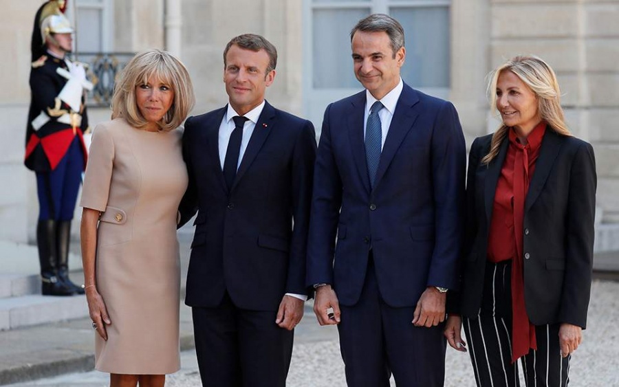 Macron προς Μητσοτάκη: Θα ενισχύσουμε την οικονομική, πολιτική και αμυντική συνεργασία μας