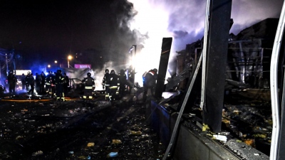 Ηλεκτροσόκ - Οι Ρώσοι ισοπέδωσαν το κεντρικό στρατηγείο των Ουκρανών στην Kostiantynivka με τερατώδεις FAB 3 τόνων (photos)