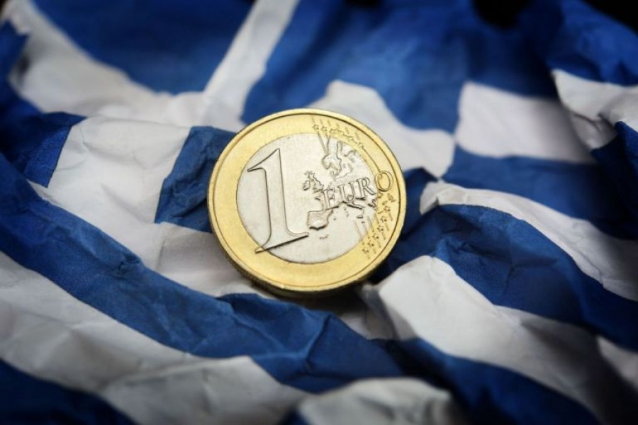 Χαμηλώνουν οι προσδοκίες -  Δυσκολία θεσμών να αλλάξουν τους όρους για τα πρωτογενή πλεονάσματα της Αθήνας