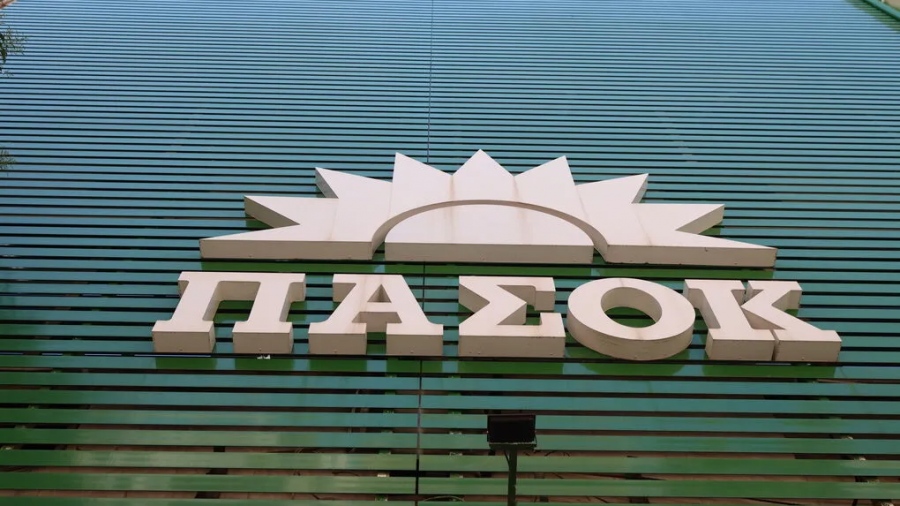 ΠΑΣΟΚ: Να είναι πιο προσεκτικός ο Μαρινάκης - Αλαζόνες και επικίνδυνοι στη ΝΔ