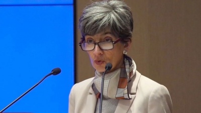 Οι επαφές της πρέσβη Κέιτ Σμίθ του Ηνωμένου Βασιλείου με Έλληνες επιχειρηματίες για το Brexit