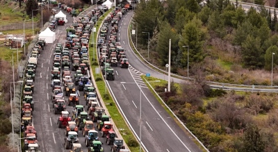Ώρα μηδέν - Τα 62 αγροτικά μπλόκα αποφάσισαν μάχη μέχρι τέλους: Κλιμάκωση, 48ωρο μπλακ άουτ στις κύριες οδικές αρτηρίες από 8/1