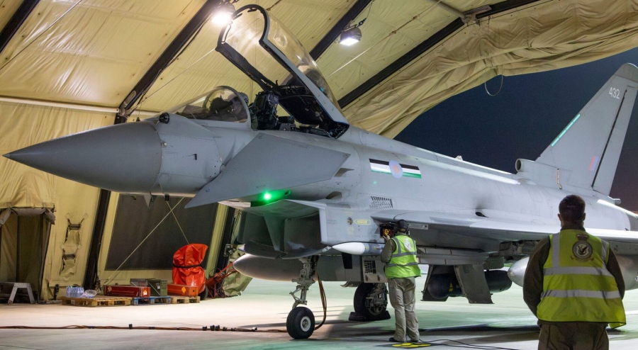 Η Βρετανία ετοιμάζεται για χτύπημα ΗΠΑ στο Ιράν - Έστειλε μαχητικά αεροσκάφη Typhoon στο Κατάρ