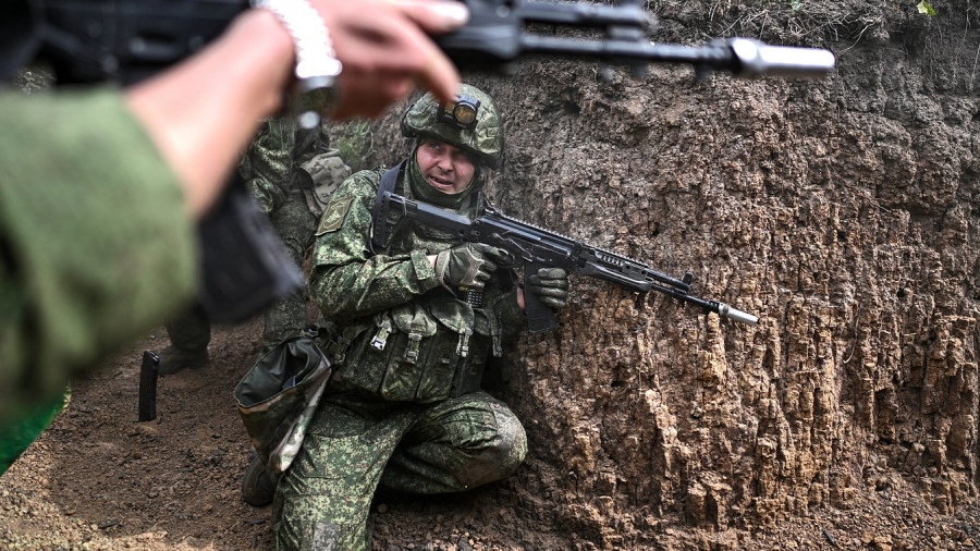 «Αν είσαι πιο αδύναμος, πεθαίνεις» - Ρώσοι στρατιώτες εφόδου μιλούν για τη μάχη του Chasov Yar, τον πόλεμο των drones και την ουκρανική κατάρρευση