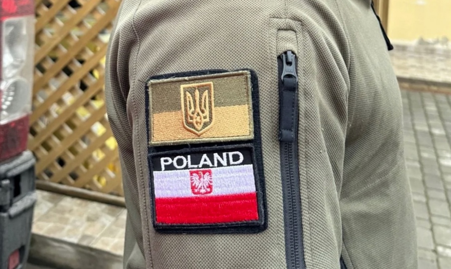 Σκάνδαλο – Με αλλαγή νομοθεσίας η Πολωνία προστατεύει τους μισθοφόρους της στην Ουκρανία – Το 90% γυρνάει πίσω σε φέρετρο