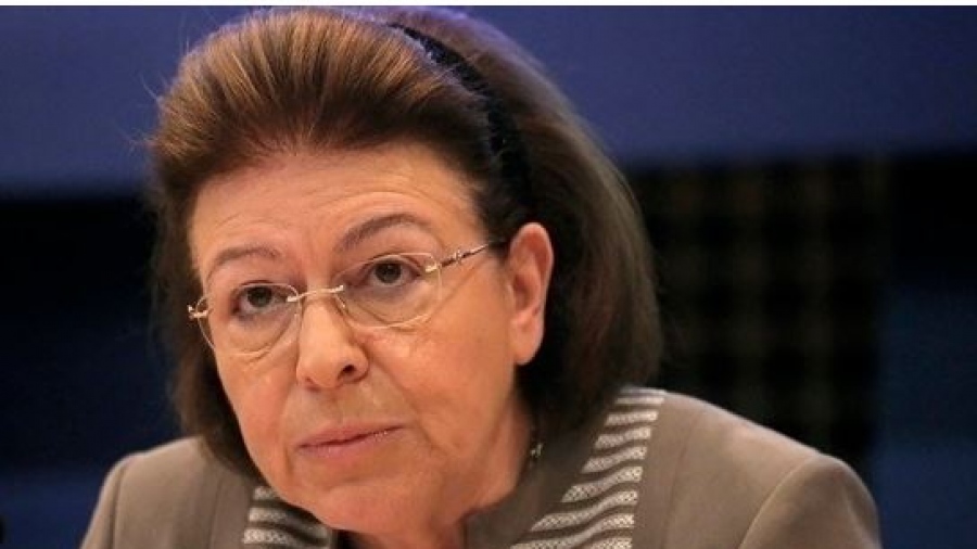 Διασυρμός της Μενδώνη – Το δικαστήριο ξηλώνει τα συρματοπλέγματα από την Πορτάρα της Νάξου - Απάντηση ΥΠΠΟ