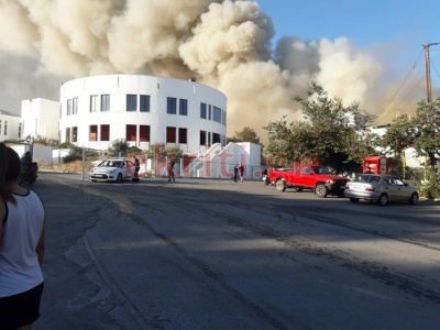 Μεγάλη φωτιά ξέσπασε στην φοιτητική εστία του Πανεπιστημίου Κρήτης - Απομακρύνθηκαν με ασφάλεια οι φοιτητές