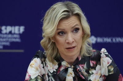 Σκληρή επίθεση Zakharova στη «δυτική προπαγάνδα της κακιάς ώρας» από τον «δοκιμαστικό σωλήνα του Powell», με παραδείγματα