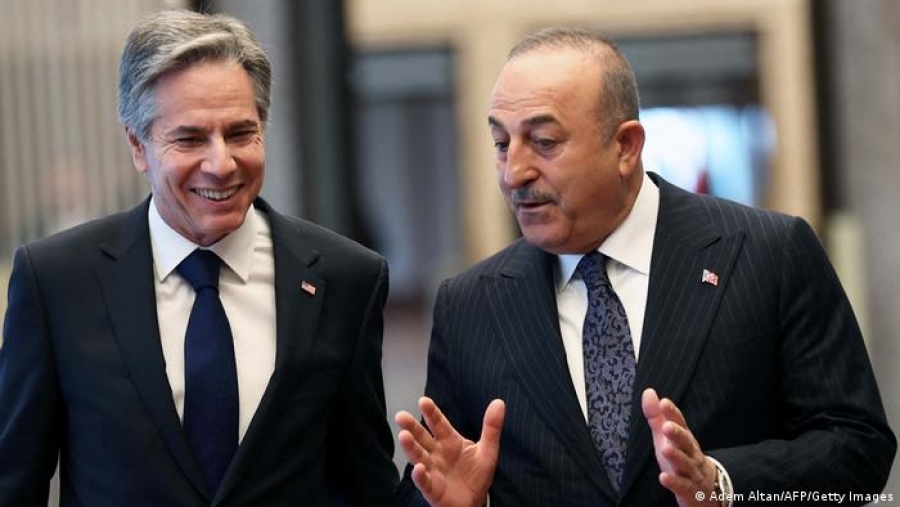 «Στροφή» της Τουρκίας για τη διεύρυνση του ΝΑΤΟ