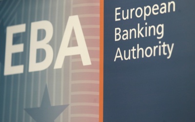 EBA: Στα «μαλακά» ρίχνει Ιρλανδία και Κύπρο στο δυσμενές σενάριο