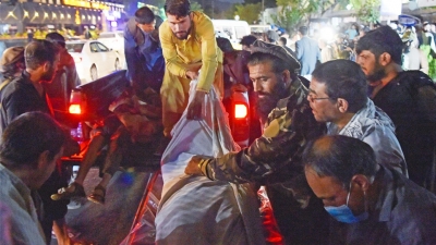 Συναγερμός στο Αφγανιστάν - Εκρήξεις έξω από το αεροδρόμιο της Καμπούλ - 4 πεζοναύτες νεκροί σε σύνολο 43 και 130 τραυματίες
