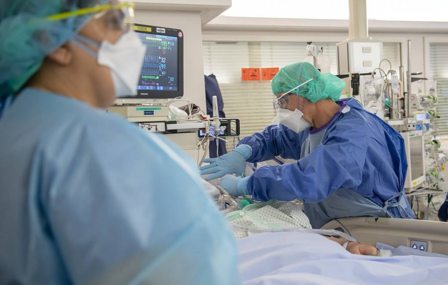 Ελβετία - Άνω των 100 δισ. δολ. οι απώλειες στην οικονομία λόγω του κορωνοϊού