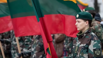 Η Λιθουανία δεν αποκλείει τη συμμετοχή σε ειρηνευτική επιχείρηση στην Ουκρανία