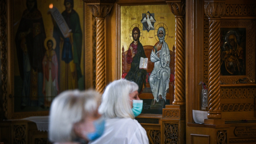 Αντίδραση της Εκκλησίας στα μέτρα για τους ανεμβολίαστους: Δεν μπορούμε να ελέγχουμε τα rapid test των πιστών