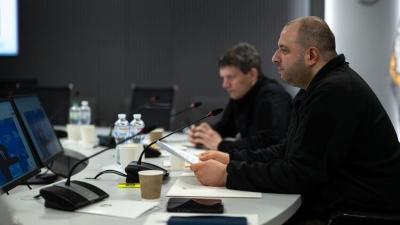 Πέφτουν κεφάλια στο ουκρανικό υπουργείο Άμυνας για την προβληματική προμήθεια όπλων