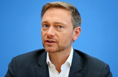 Lindner (FDP): Οι συνομιλίες για τον σχηματισμό κυβέρνησης εκτροχιάστηκαν από τους Πράσινους
