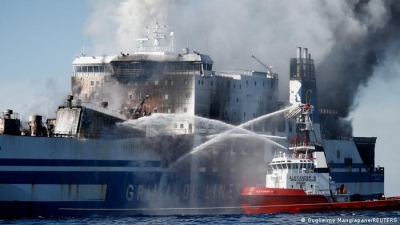 Πιθανή θαλάσσια μόλυνση με καύσιμα από το πλοίο Euroferry Olympia