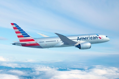 Στο ήμισυ υποχώρησαν τα κέρδη της American Airlines το γ’ τρίμηνο 2018, στα 341 εκατ. δολάρια