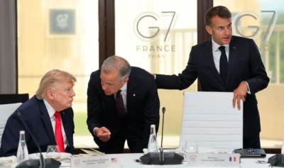 Ευρώπη – Καναδάς:  Συνάντηση Macron και Carney  με το βλέμμα στον Donald Trump