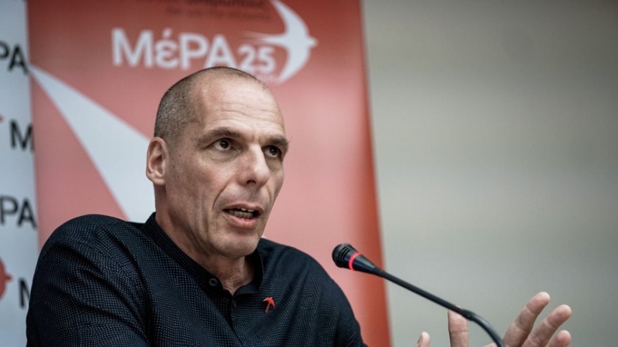 Βαρουφάκης: Έρχεται κύμα ύφεσης στην Ελλάδα, νέα ελλείμματα και αύξηση του χρέους