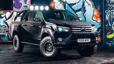 Σε 50 μόλις μονάδες το Toyota Hilux Invincible 50