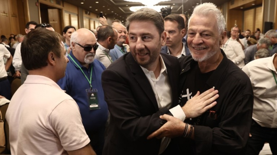 Έβδομη υποψηφιότητα για το ΠΑΣΟΚ από τον δημοσιογράφο Γιάννη Κανελλάκη - «Ανδρέα, δεν θα σε προδώσουμε ποτέ…»