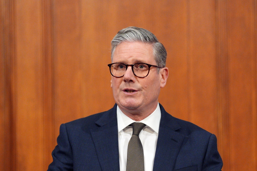 Ηνωμένο Βασίλειο: Ο Starmer προχωρά σε ανασχηματισμό μετά την παραίτηση της αντιπροέδρου της κυβέρνησης