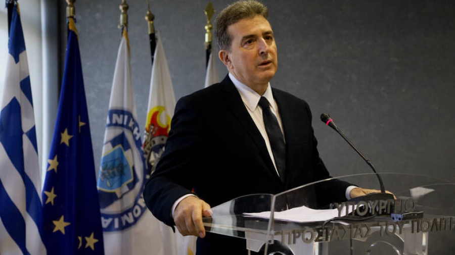 Χρυσοχοΐδης (Υπ. Προστασίας του Πολίτη): Θα συλλαμβάνεται όποιος εμποδίζει πολίτη τρίτης χώρας να μπει στη χώρα