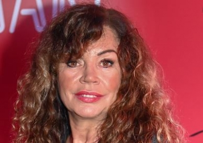 Θετική στον κορωνοϊό η γνωστή τραγουδίστρια  Ελένη Δήμου