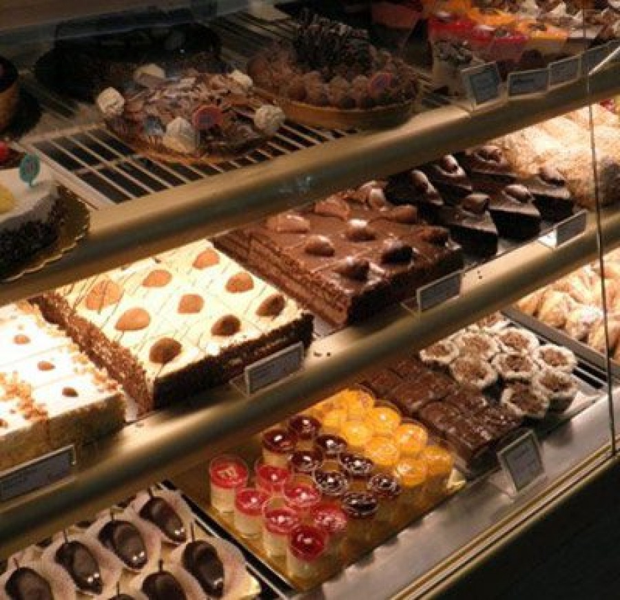 ‘Εκλεισε το ιστορικό ζαχαροπλαστείο «Κοραής» μετά το «Αιγαίον» και το «Karavan»