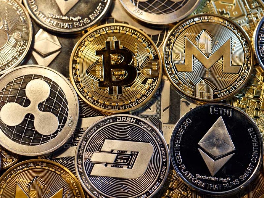 «Στο πράσινο» τα κρυπτονομίσματα, ξεπέρασε τα 6.500 δολάρια το Bitcoin