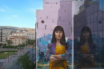 Τράπεζα Πειραιώς: Υποστηρίζει την ισότητα των φύλων με εικαστική παρέμβαση στο κέντρο της Αθήνας