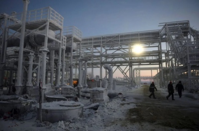 Ενεργειακή αυτοκτονία: Η ΕΕ πιέζει να σταματήσουν οι εισαγωγές φθηνού ρωσικού LNG για… να επωφεληθούν οι ΗΠΑ